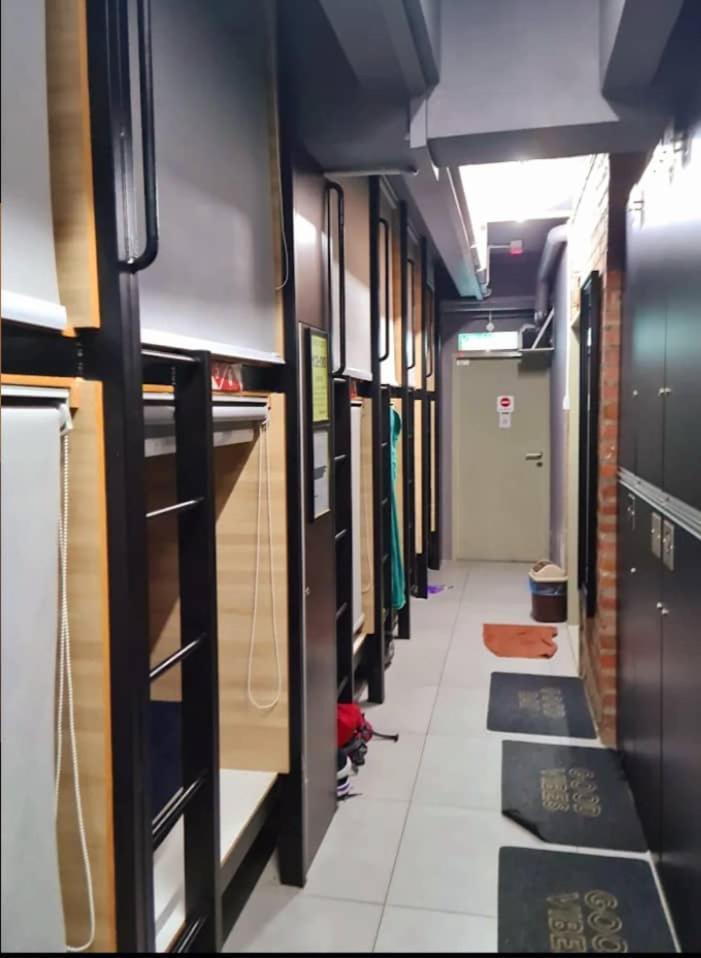 Hotel Bricks Backpackers Sleepbox à Tanah Rata Extérieur photo
