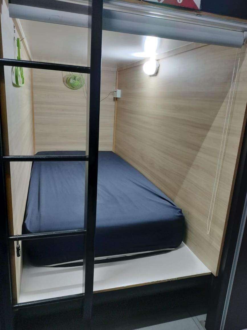 Hotel Bricks Backpackers Sleepbox à Tanah Rata Extérieur photo